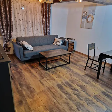 Alex Meissner App 2 *